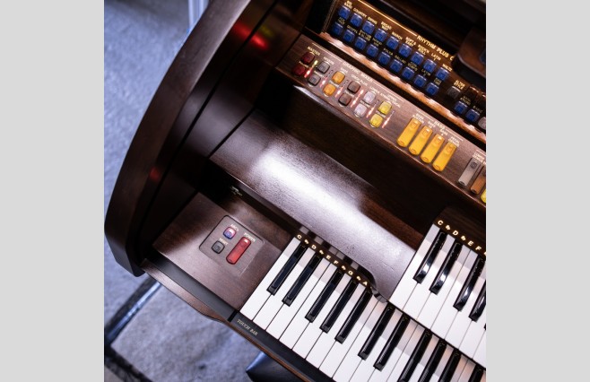 Lowrey Holiday Classic Organ, Used - All Inclusive Top Grade Package (SN:00A300 60902 50577) - Image 7